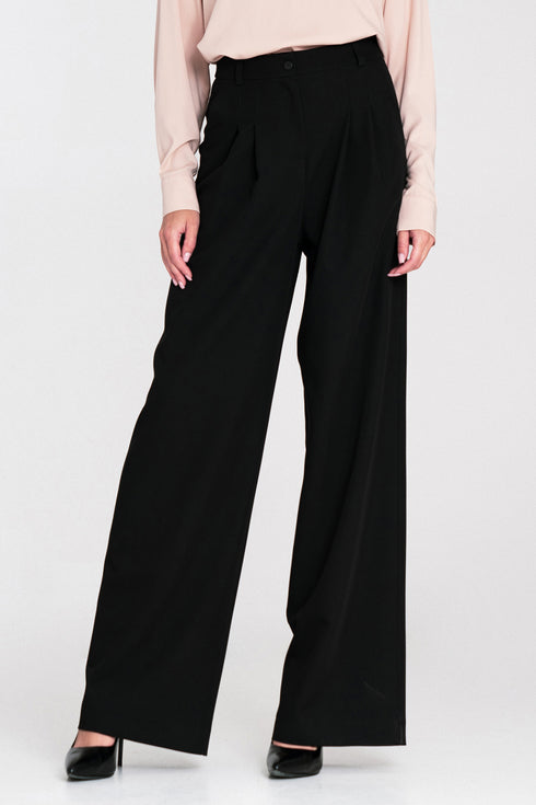 Women trousers model 219776